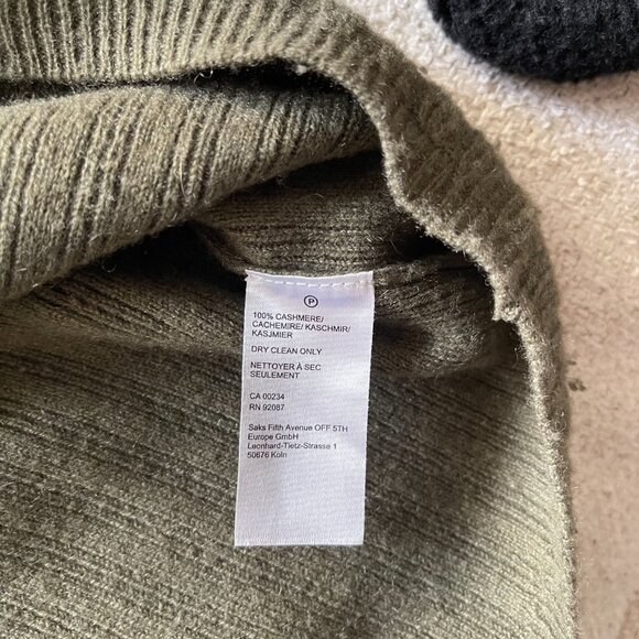 Saks Fifth Avenue  Cashmere Turtleneck Sweater - Picture 4 of 4